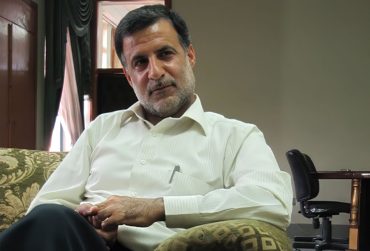حضور مسلحانه و شلیک نماینده مجلس به معترضان انقلاب ملی در بوشهر
