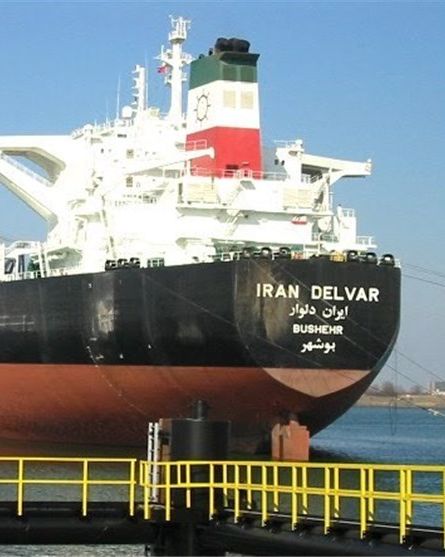 مجلة بريطانية: إيران وفنزويلا أكبر مستخدمي "أساطيل الظل" لنقل النفط