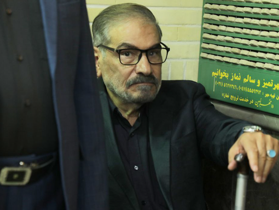 علی شمخانی: برای بستن تنگه هرمز باید به سیم آخر بزنیم، هنوز به آن مرحله نرسیدیم