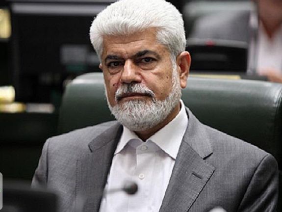 نماینده مجلس: خرید واکسن خارجی به خاطر سهلانگاری و واکسنهای داخلی به تاخیر افتاد