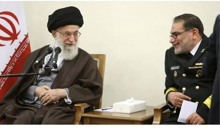 دون إعلان رسمي.. علي شمخاني مسؤول عن الملف النووي الإيراني