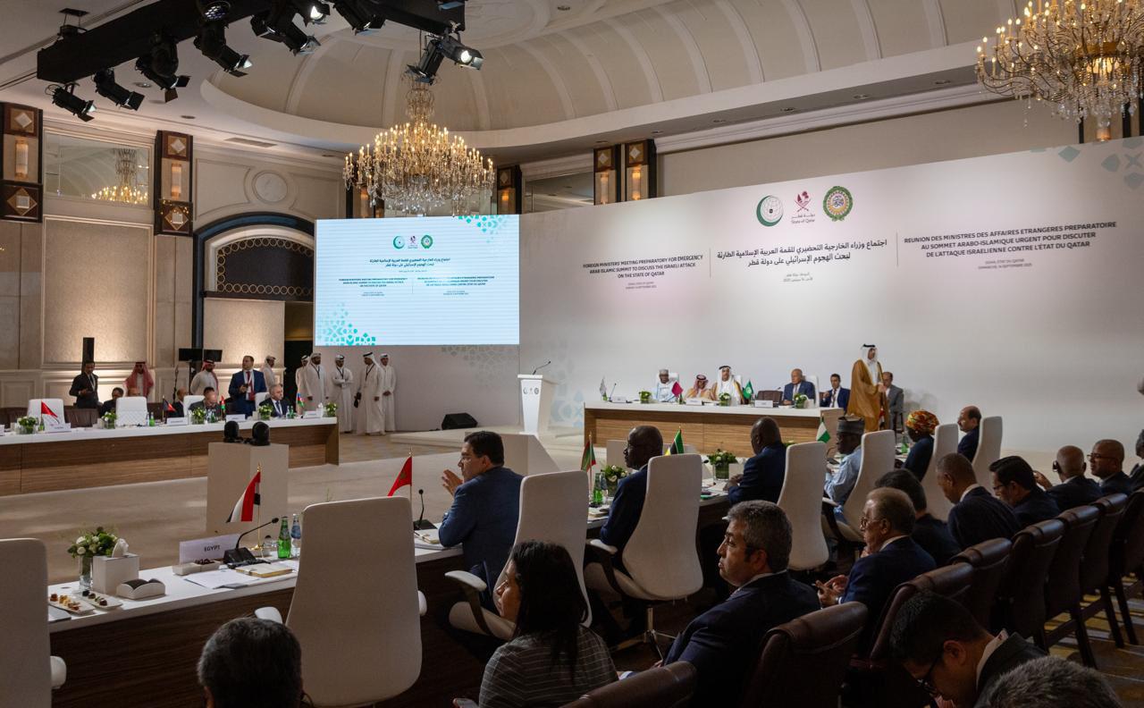 امیر قطر در نشست اضطراری کشورهای اسلامی: حمله اسرائیل به دوحه «بزدلانه» بود