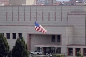 با تشدید تنشها در منطقه، شماری از کارکنان سفارت آمریکا در بیروت از لبنان خارج شدند