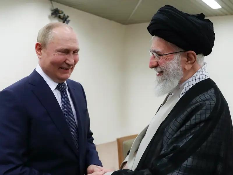 روسيا تعلن تعليق "اتفاقية التعاون الجديدة" مع إيران