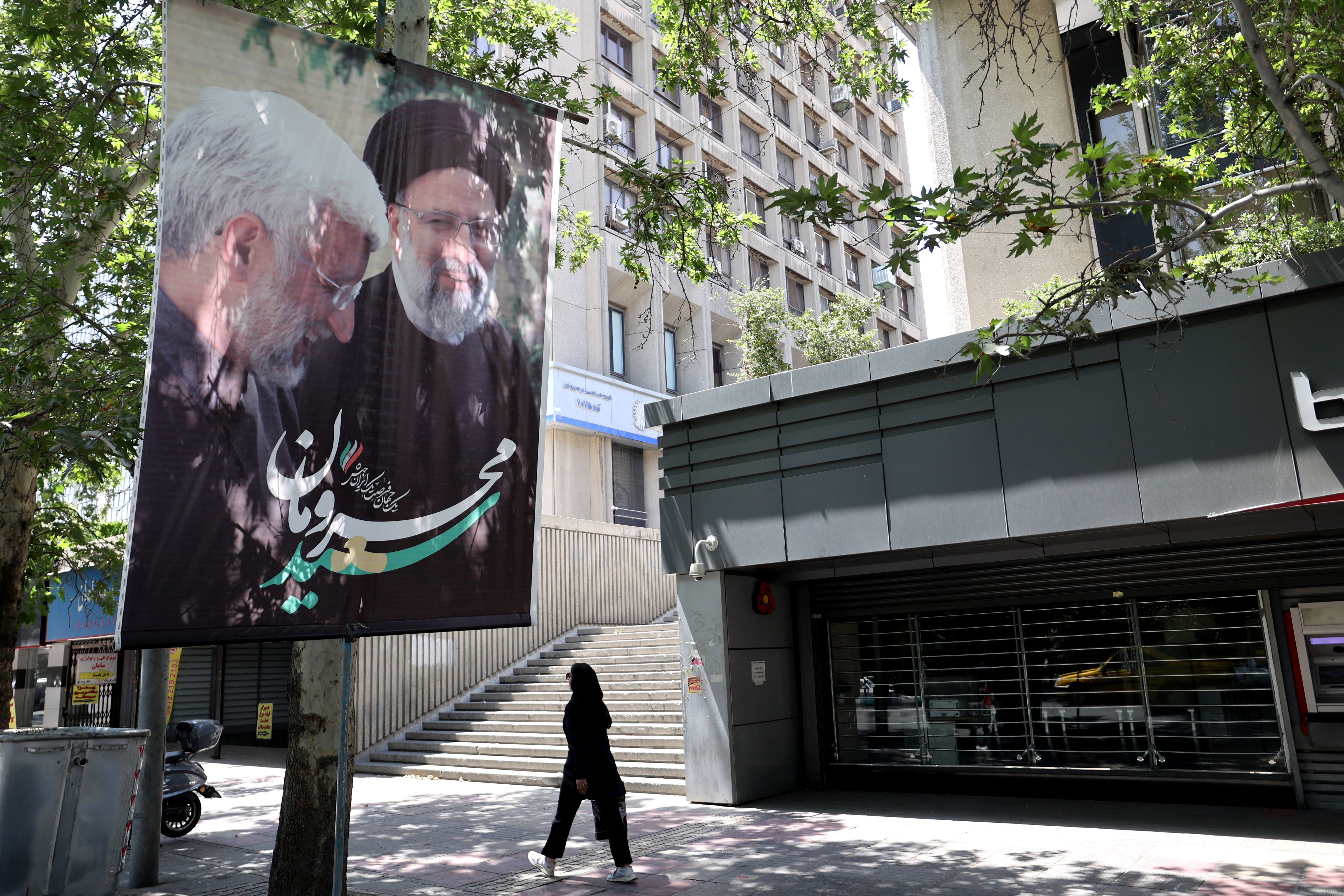 Iran Deeply Divided as Voters Go to Polls on Friday