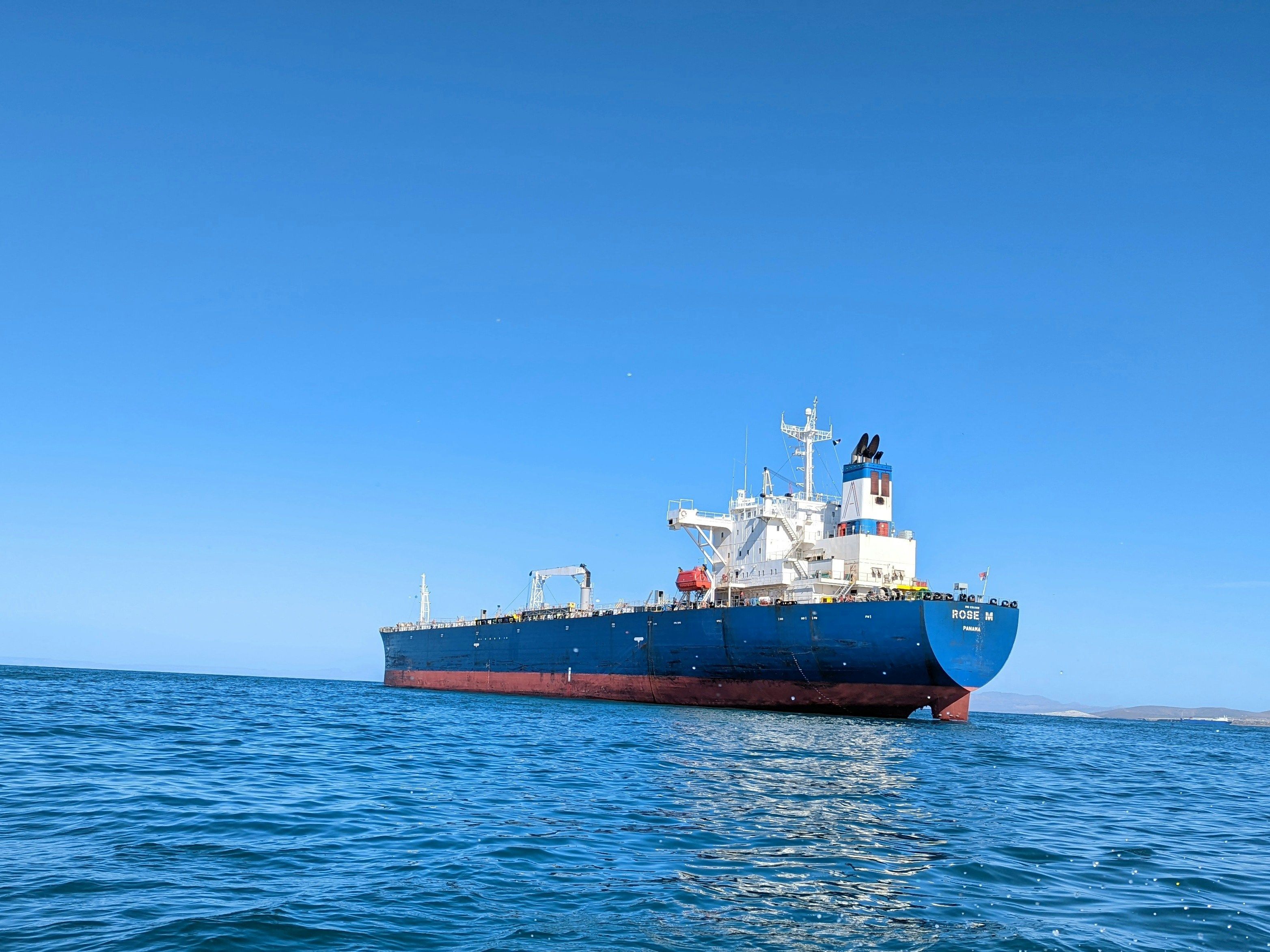 بلومبرگ: پالایشگاه‌های چین برداشت نفت ایران از مخازن و نفت‌کش‌ها در دریا را افزایش دادند