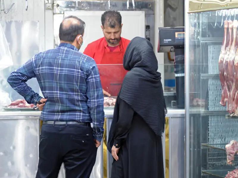 بـ34 نقطة من أصل 100.. إيران أقل من اليمن وكمبوديا وباراغواي في "الثقافة المالية"