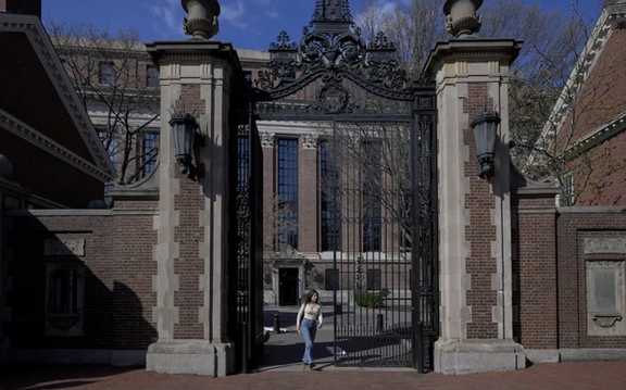 یک قاضی فدرال فرمان ترامپ درباره دانشجویان هاروارد را متوقف کرد