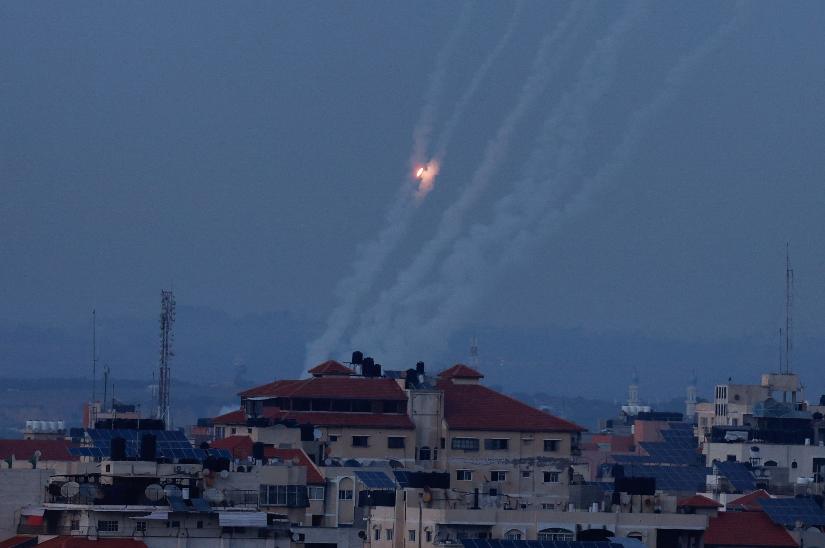 کشته شدن برخی از فرماندهان نظامی جهاد اسلامی در حملات اسرائیل به غزه