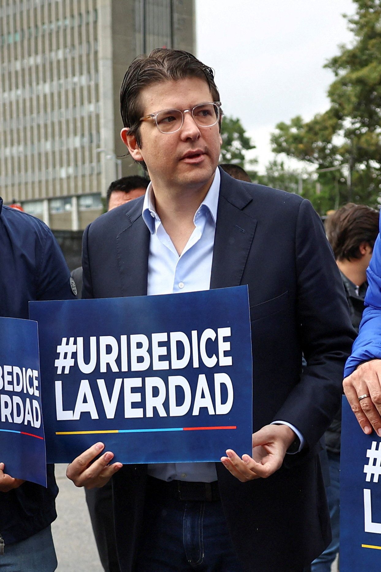 میگل اوریبه، نامزد ریاست‌جمهوری کلمبیا، دو ماه پس از ترور درگذشت