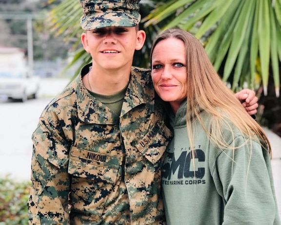 مادر سرباز آمریکایی ایرانیتبار کشتهشده در کابل: اینستاگرام صفحهام را تعلیق کرده است