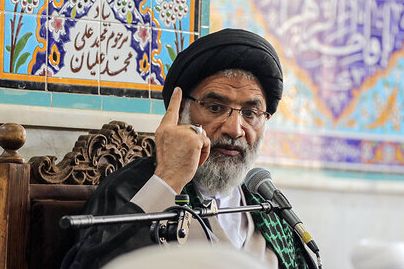 نماینده خامنهای در خوزستان:جوانان اول ازدواج کنند، بعد درباره اشتغال و زندگی تصمیم بگیرند