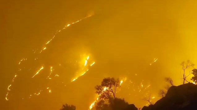 تردید در مهار آتش‌سوزی خائیز؛ نیمی از منطقه حفاظت‌شده سوخت