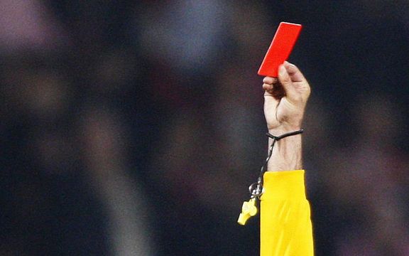 دستمزد جدید داوران فوتبال ایران؛ هر بازی کمتر از ۱۰۰ دلار!