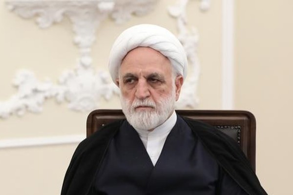 رئيس القضاء الإيراني: ترامب ونتنياهو "خفيفا العقل" ولن نتراجع أمام تهديداتهما