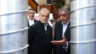 غنیسازی خط قرمز آمریکا؛ خامنهای در بنبست