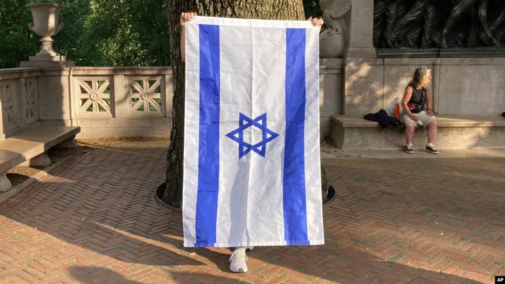 إسرائيل: أحبطنا "مخطط تجسس إيراني" يستهدف مفاعل "ديمونا" النووي