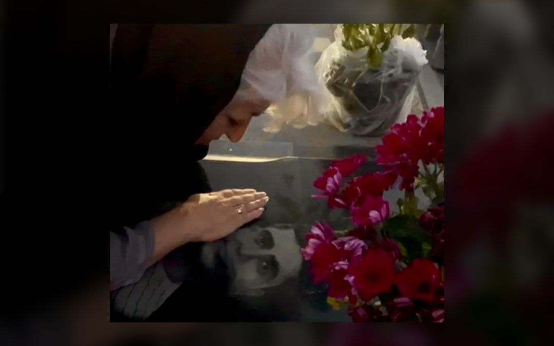 ناهید شیرپیشه، مادر دادخواه، با پایان ایام مرخصی به زندان بازگشت