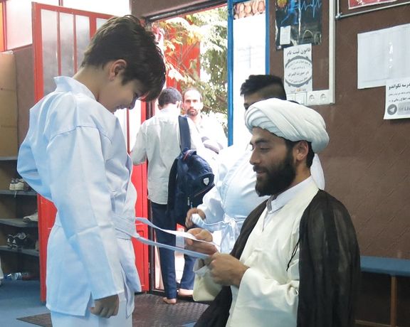 نماینده خامنهای در سپاه: طلاب در ورزش الگوی جامعه باشند