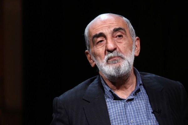 التهديدات الإيرانية تتواصل.. ممثل خامنئي: ضم البحرين إلى إيران حق مؤكد