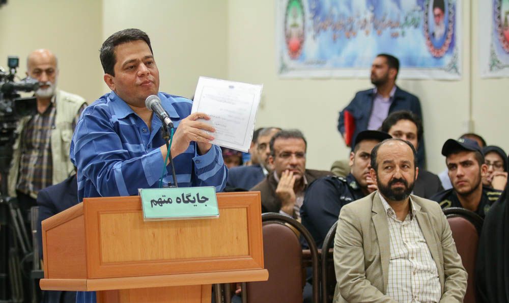 A man who defaulted on a large loan during defense in an Iranian court.
