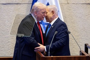 ترامپ و نتانیاهو بر فشار حداکثری بر تهران و ضرورت نابودی کامل ظرفیت هستهای تاکید کردند