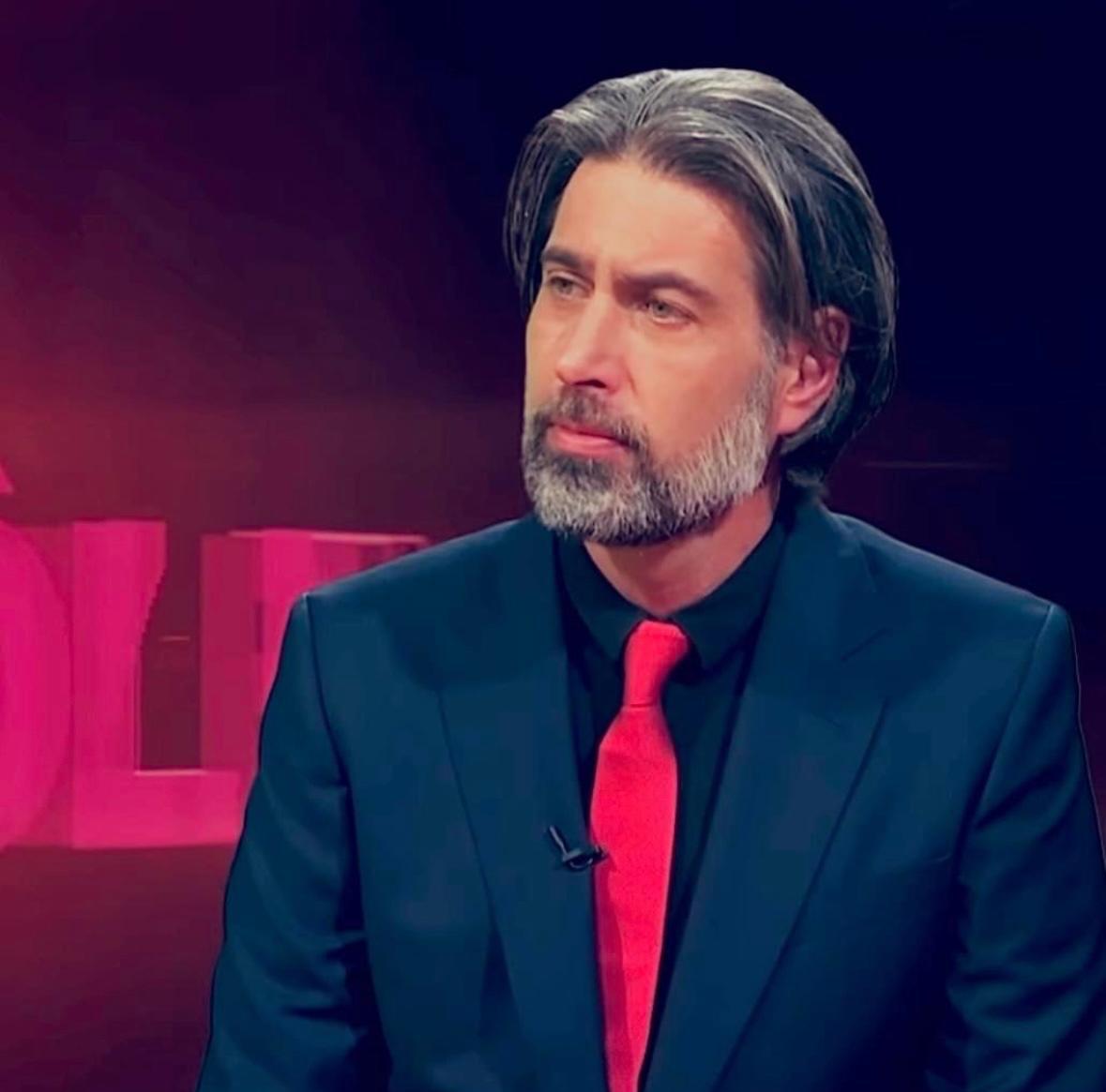 داوود پهلوی، نواده رضا شاه از سوءقصد به خود در ژنو خبر داد