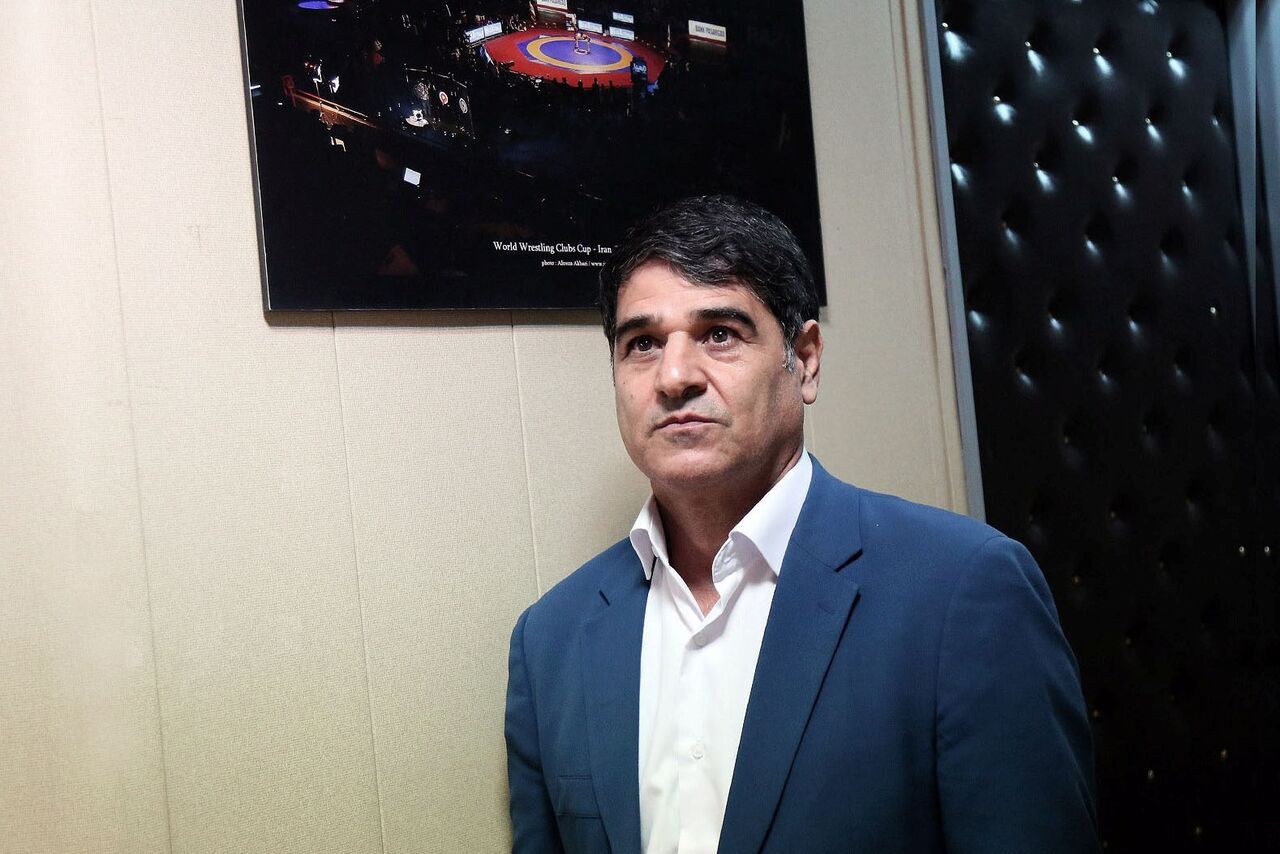 فدراسیون کشتی و حواشی سفر به آمریکا؛ کادرفنی درباره اعزام یا لغو سفر تصمیم‌گیری می‌کند 