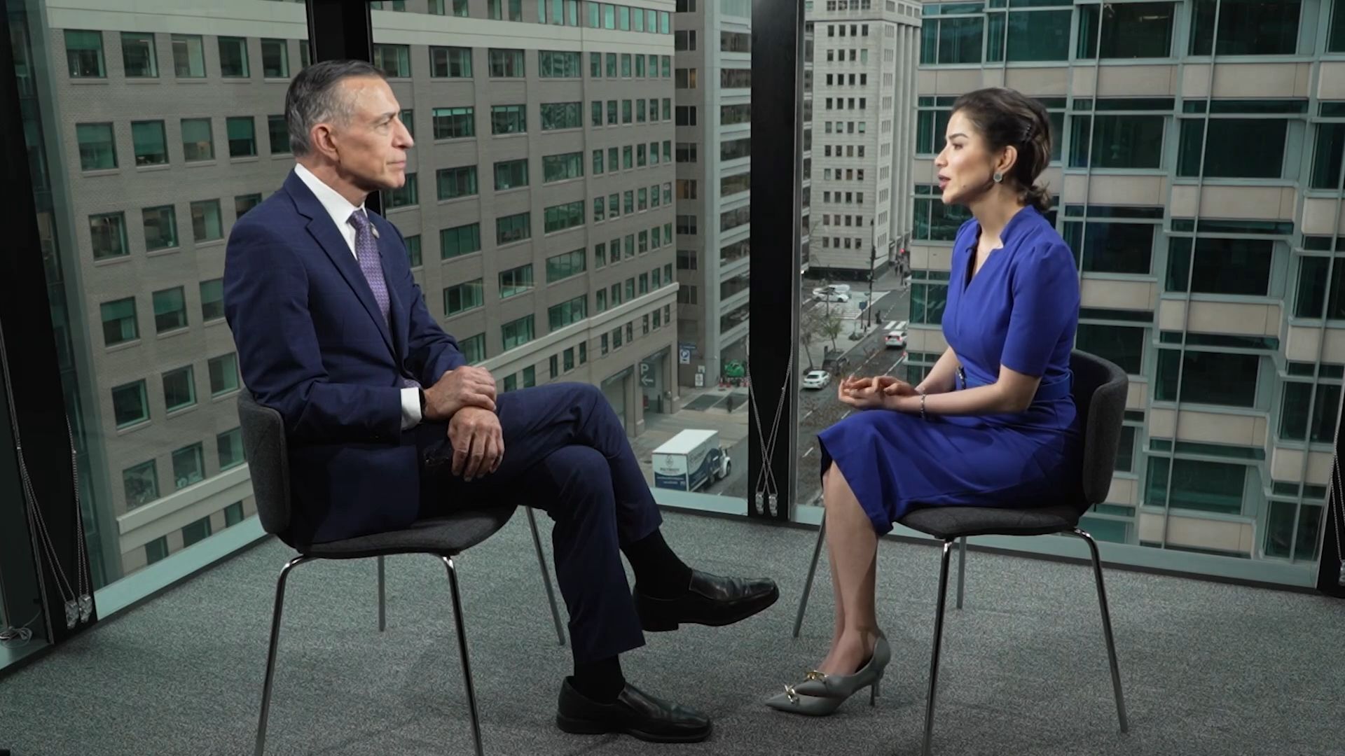 نماینده کنگره آمریکا: نمی‌توانیم مردم ایران را در این مرحله تنها بگذاریم