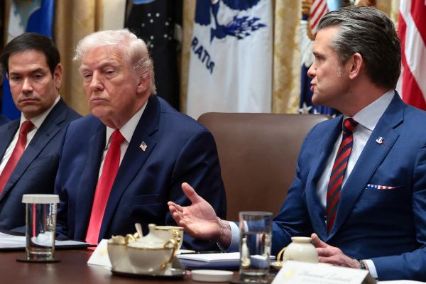 رویترز: ارتش آمریکا در حال آمادهسازی برای عملیات احتمالی چند هفتهای علیه ایران است