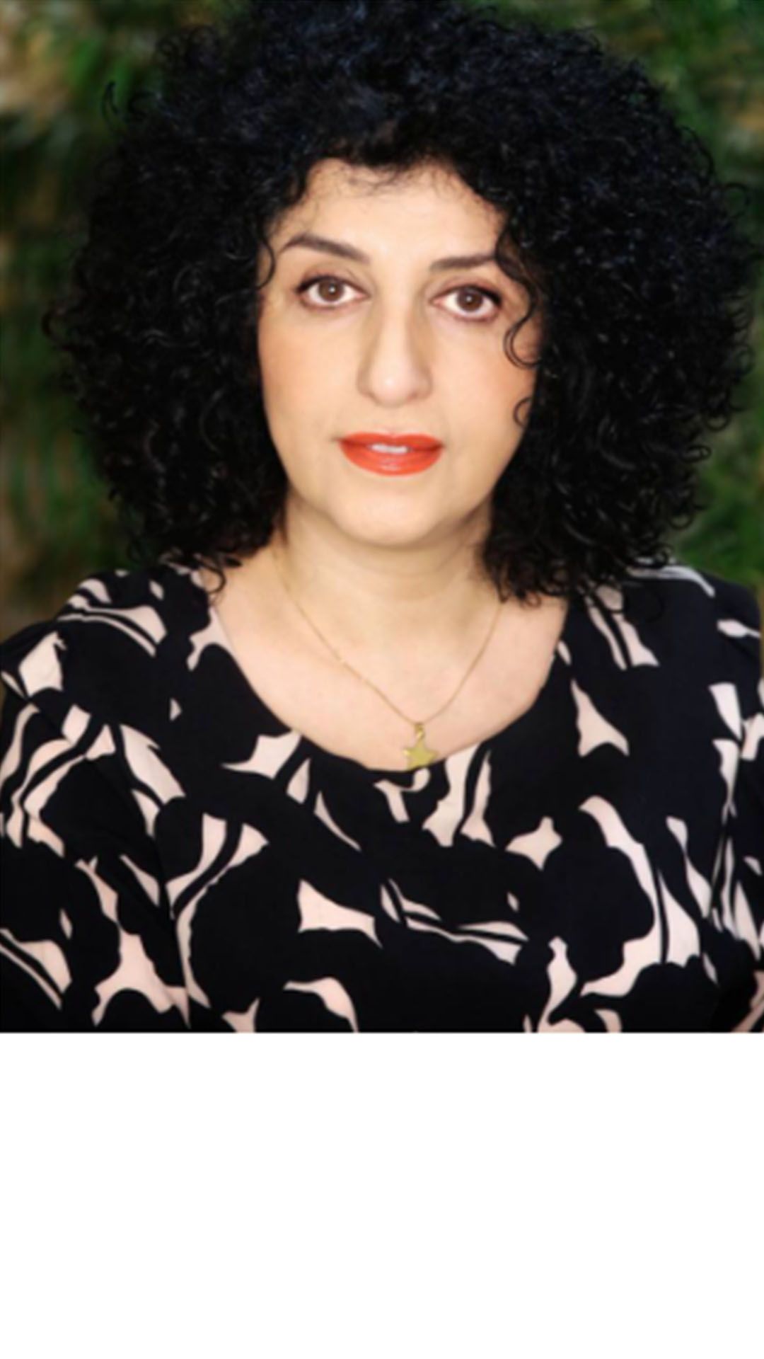 Iranian Nobel laureate questions calls to evacuate Tehran, calls for an end to war