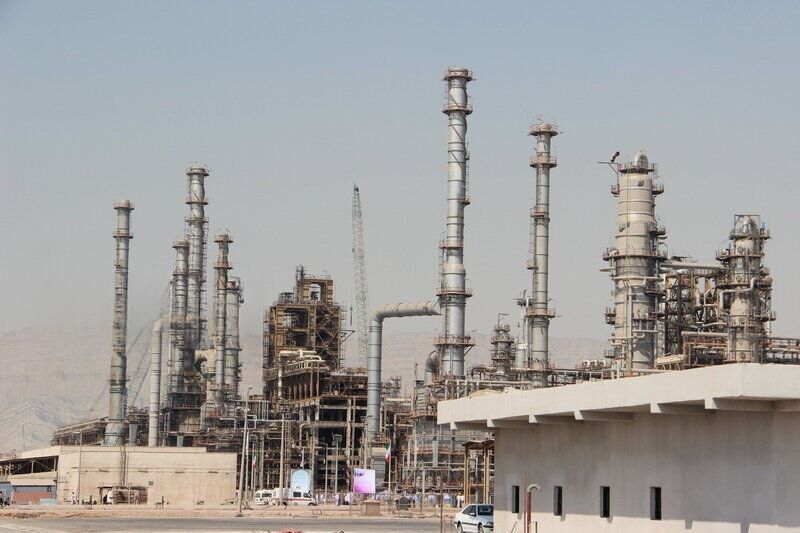 تداوم بحران گاز و میلیاردها دلار زیان برای صنعت پتروشیمی ایران