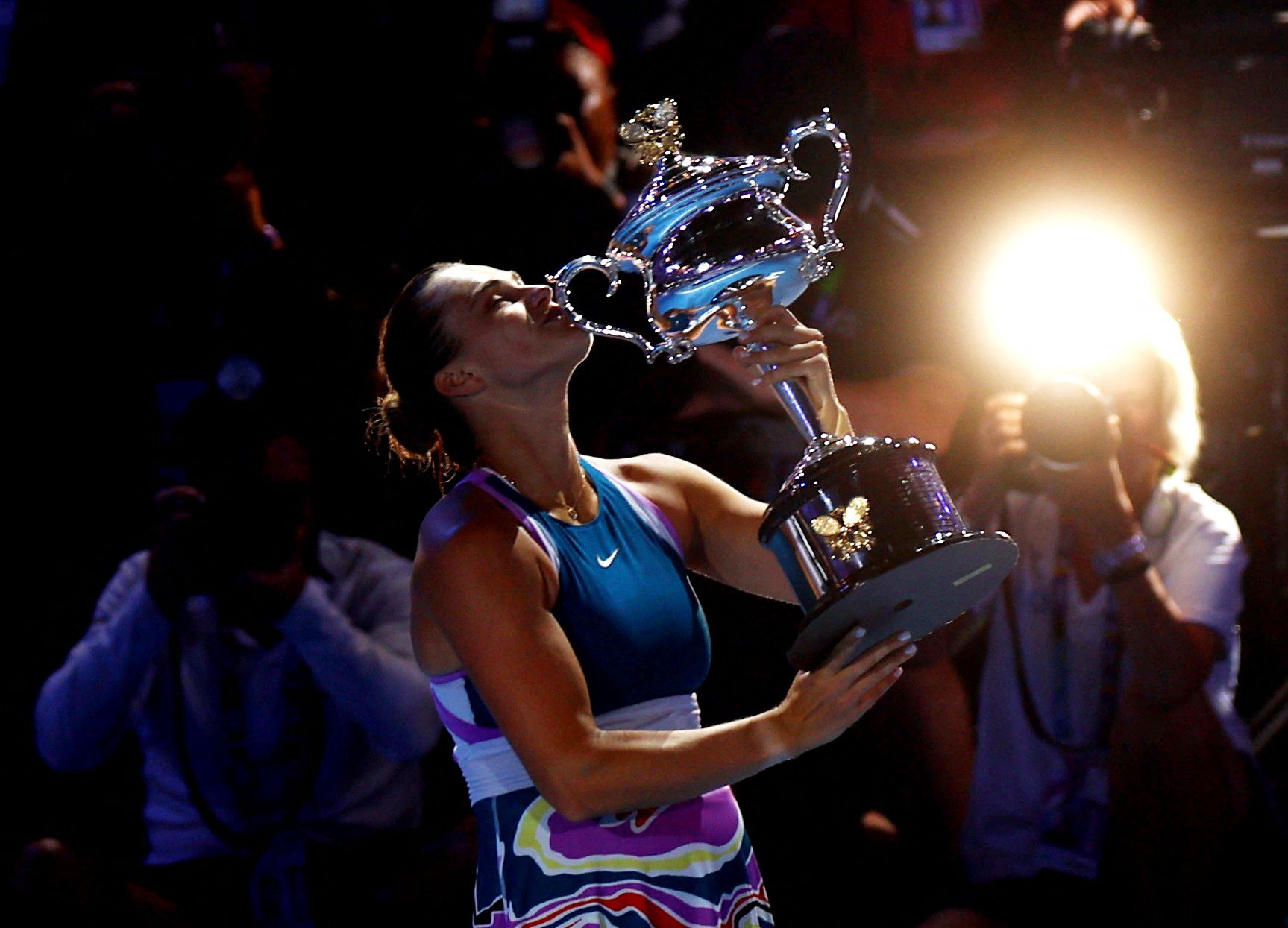 فینال مهیج تنیس زنان در ملبورن؛ آرینا سابالنکای بلاروس قهرمان تنیس اوپن استرالیا شد