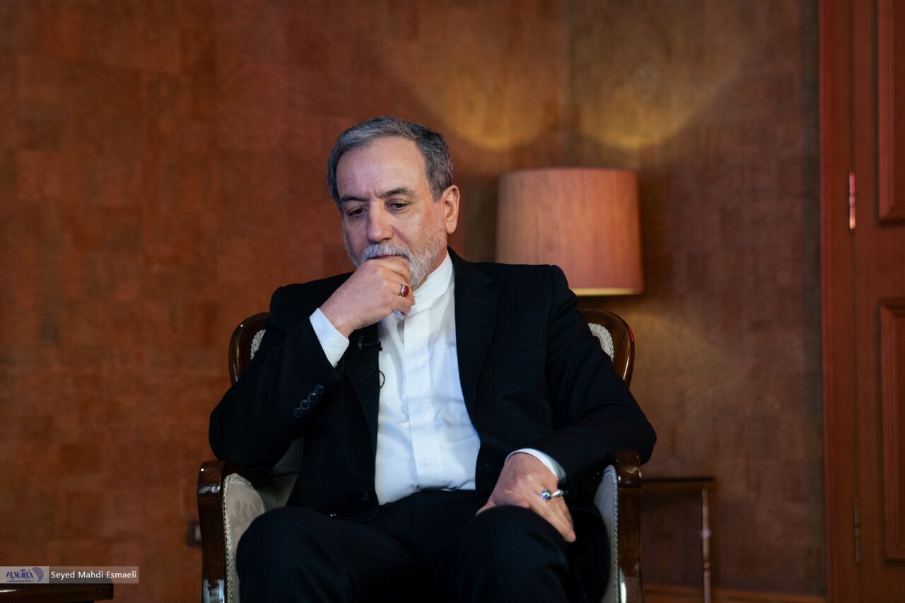 Iran's FM rules out talks with US, says nuclear deal needs revision 