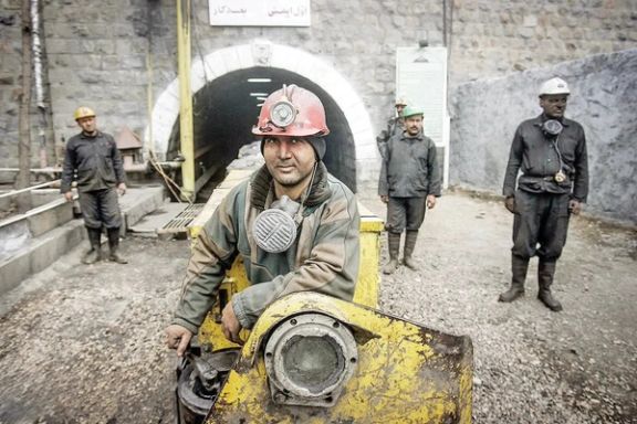 از ۲ هزار کارگر معدن طبس ۷۰۰ نفر استعفا کردهاند