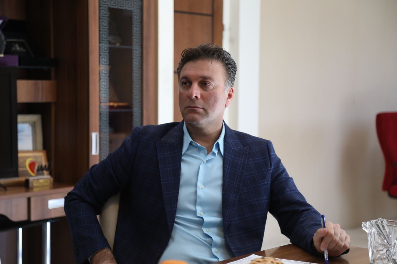 مظفری‌زاده، مدیرعامل تراکتور: تغییرات کادر فنی پرسپولیس، به سود ما نیست