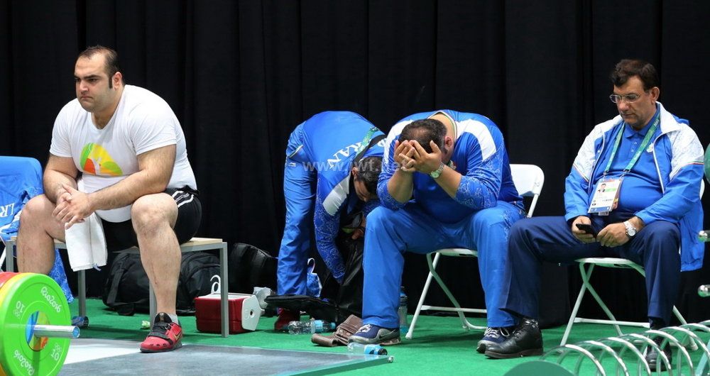 علی مرادی وزنه‌برداران معترض را به شورش و خیانت متهم کرد