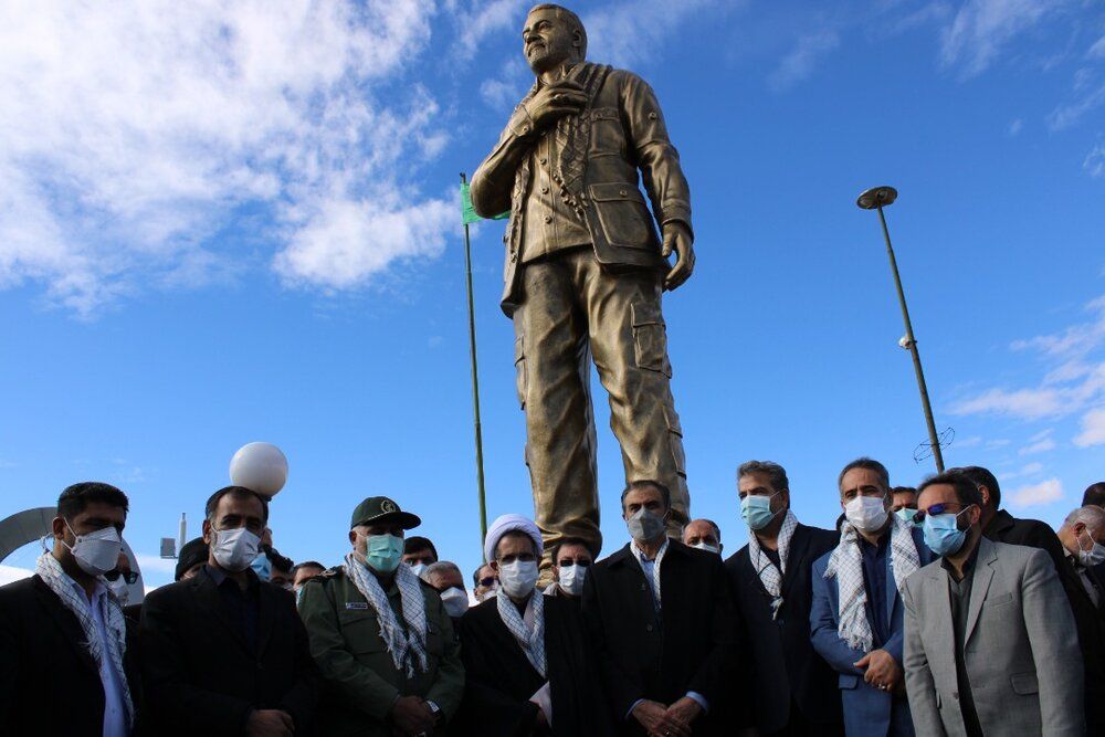 Another Soleimani statue erected in January 2021 that was later torched by protesters.
