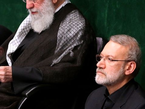 مستشار خامنئي يعلن استعداد طهران للتوصل إلى "اتفاق جديد" حول ملف إيران النووي