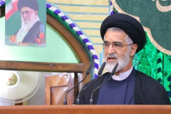 امام جمعه یزد: عبارت رای نمیدهیم همان گفته دشمن است