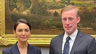 Washington Keeps Public Pressure On Tehran Over Protests