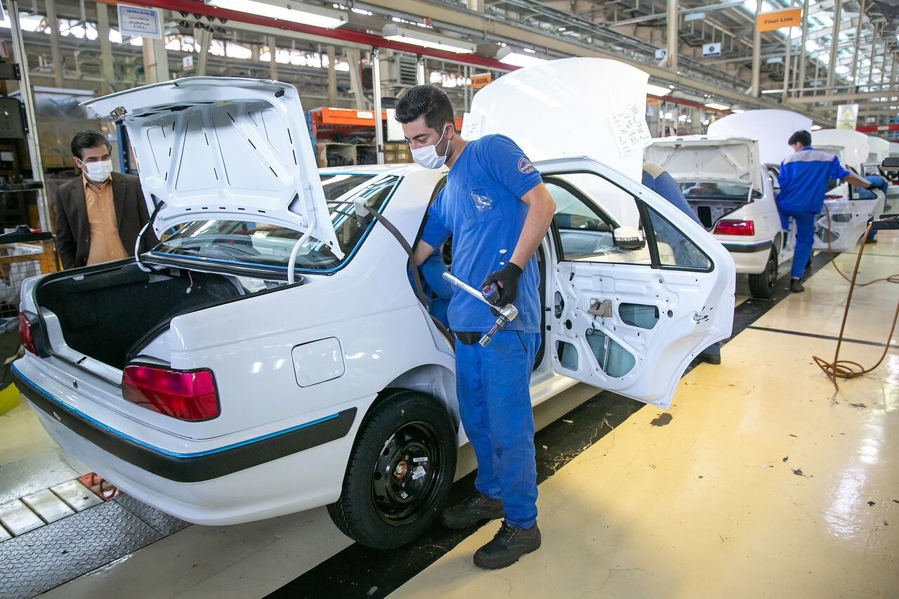 جهش قیمت خودروهای مونتاژی و تولید داخل هم‌زمان با رشد نرخ ارز