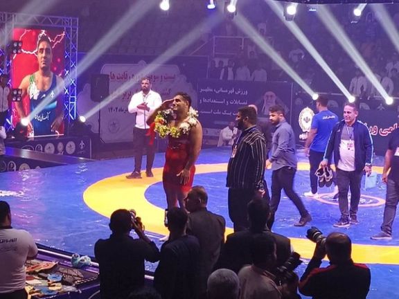 امیر قاسمی منجزی خداحافظی کرد؛ گروه ملی فولاد ایران قهرمان لیگ کشتی فرنگی ایران شد