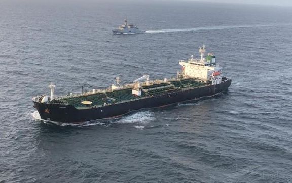 رویترز: آمریکا از چین خواسته است به موجب تحریمها خرید نفت از ایران را کاهش دهد