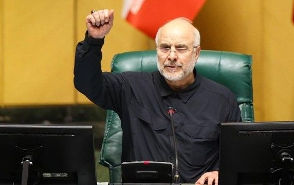 قالیباف: کسانی که «بیانیه‌های کذایی» می‌نویسند در زمین دشمن بازی می‌کنند