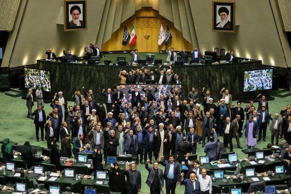 Iranian MPs chant ‘Death to America’ on anniversary of US embassy takeover