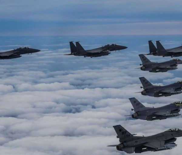 آمریکا یک شی ناشناس را در آسمان ساقط کرد؛ ژنرال آمریکایی احتمال فرازمینی بودنش را رد نکرد