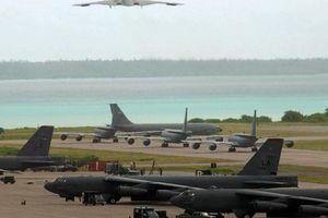 والاستریت ژورنال: ایران پایگاه دیهگو گارسیا را هدف گرفت اما موشکها به آن نرسیدند