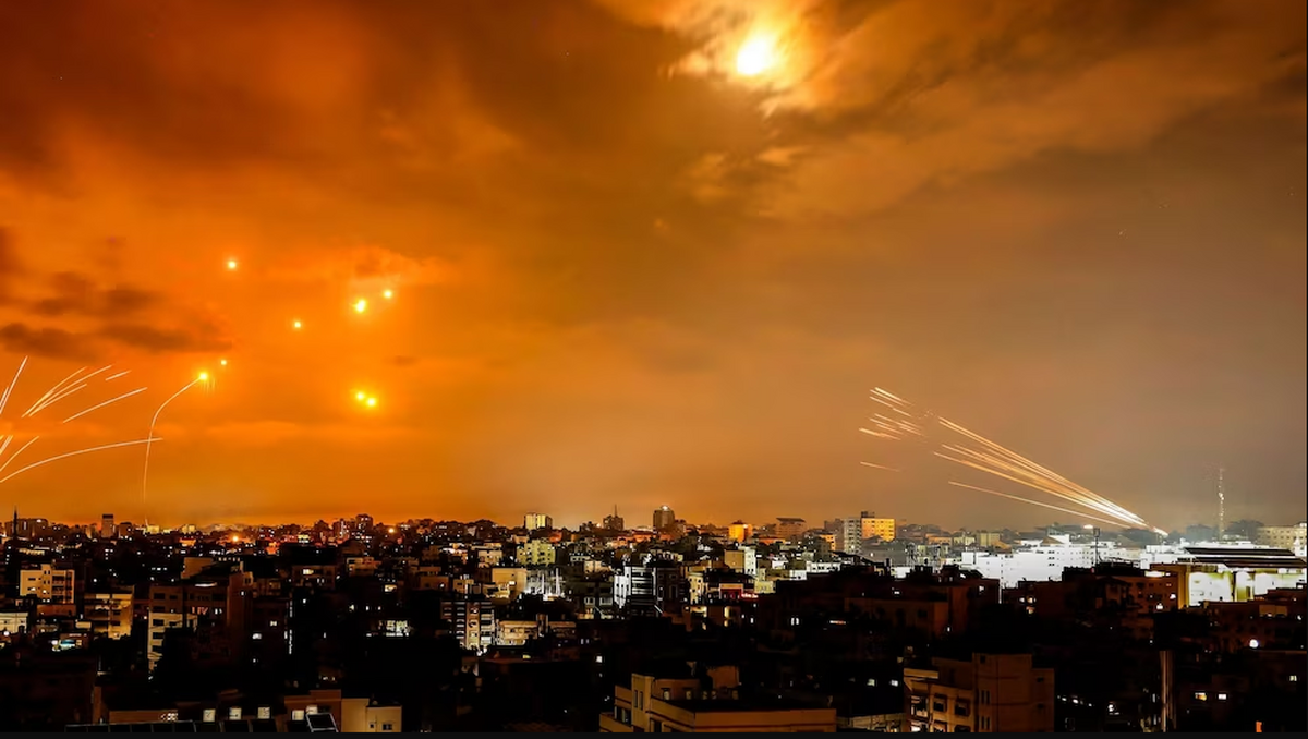 إيران تشعر بالتوتر وتستخدم منشآتها النووية ورقة ضغط 