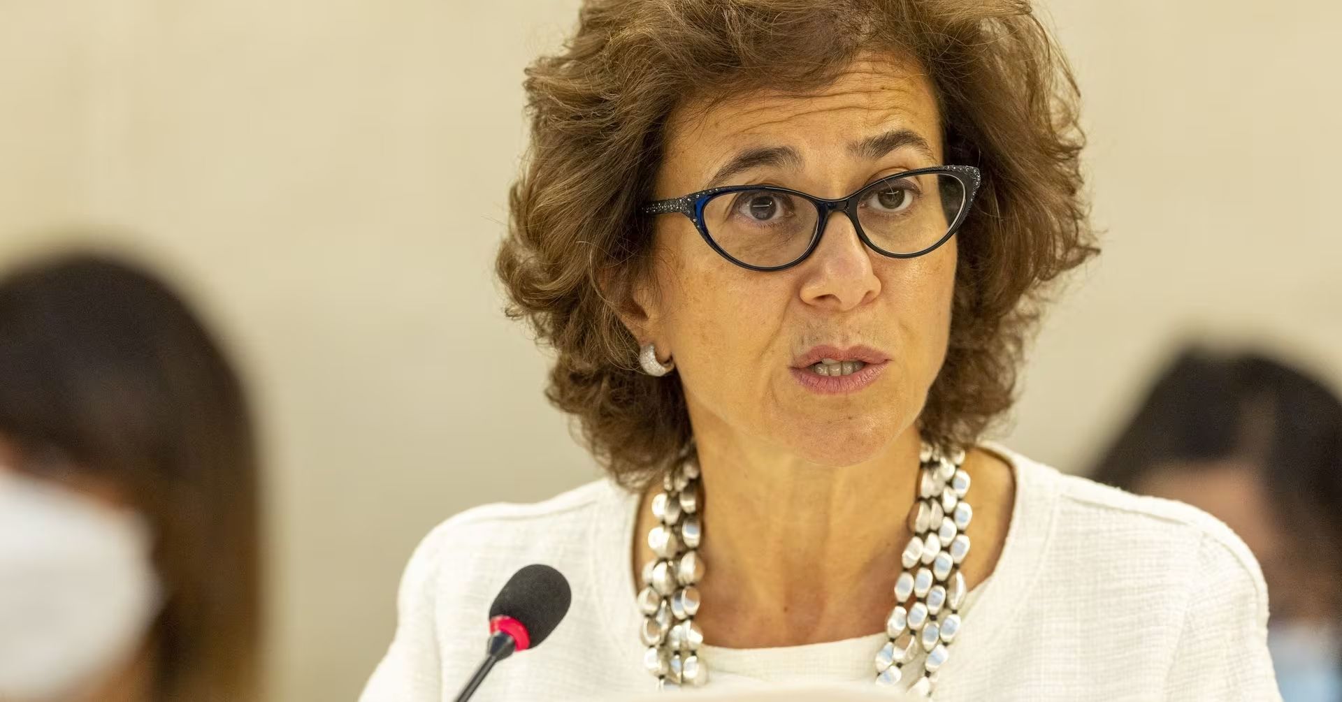 Nobel Peace Laureate Urges UN Official To Visit Prisons When In Iran